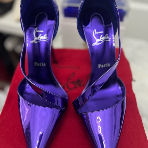 Christian loboutin Astrid Elektra SZ40. Brand new never worn. I am a size 9 1/2 - Picture 5 of 6